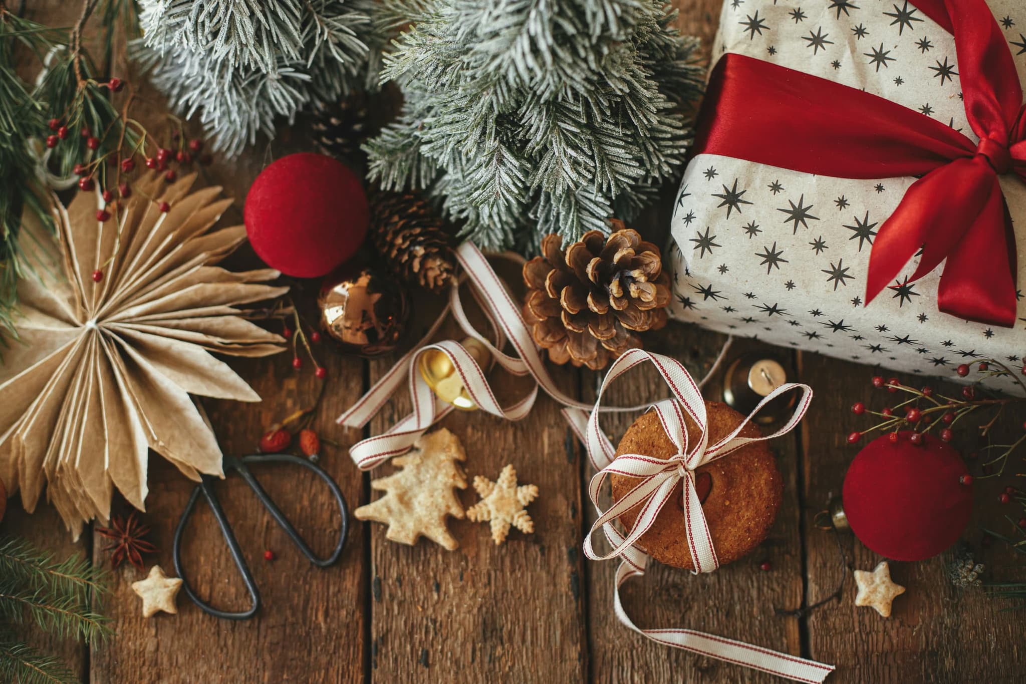 Frohe Weihnachten mehrsprachig: Spanisch, Italienisch, Franzoesisch